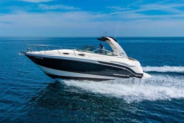 Picture Of: 2016 Chaparral 290 Signature 