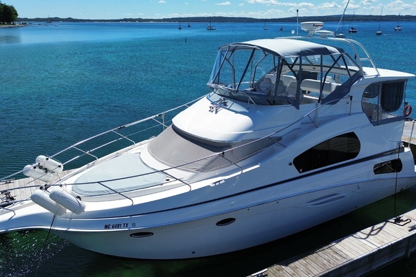Picture Of: 2003 Silverton 39 Motor Yacht 