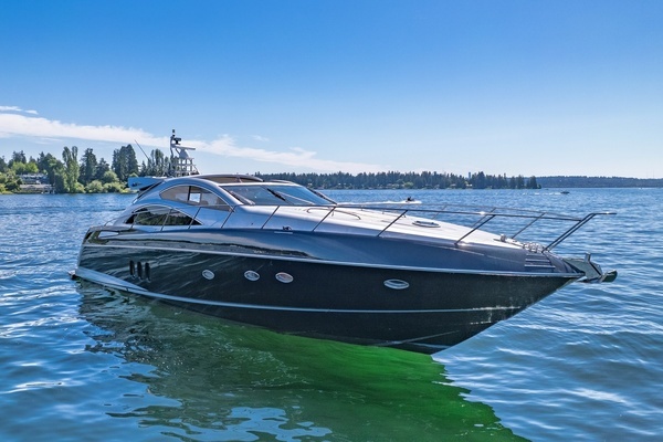 Picture Of: 2009 Sunseeker Predator 