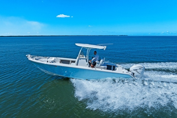 Picture Of: 2021 Pathfinder 2700 Open 