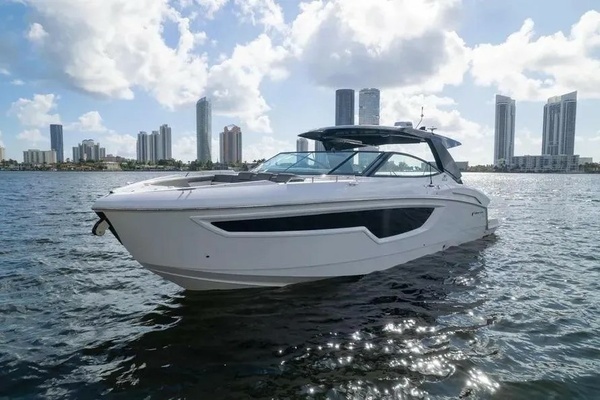 Picture Of: 2021 Cruisers Yachts  