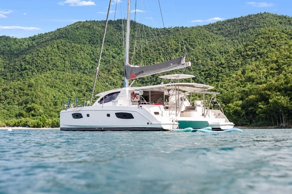 Picture Of: 2014 Leopard 43 Blackfisk