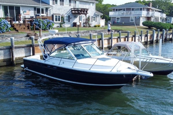 Picture Of: 2001 Tiara Yachts 2900 Coronet 