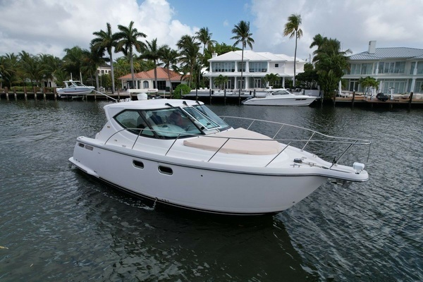Picture Of: 2008 Tiara Yachts 3500 Sovran 