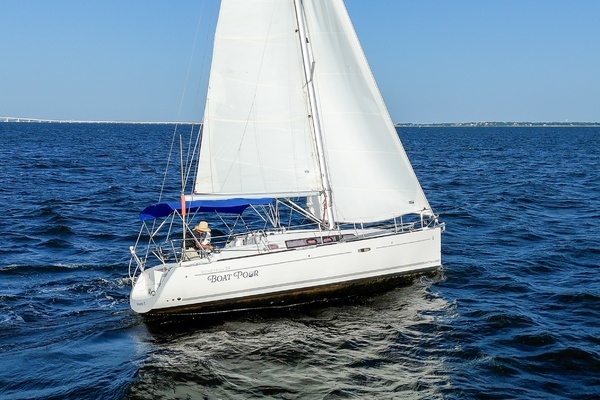 Picture Of: 2011 Beneteau Oceanis 34 Boat Pour