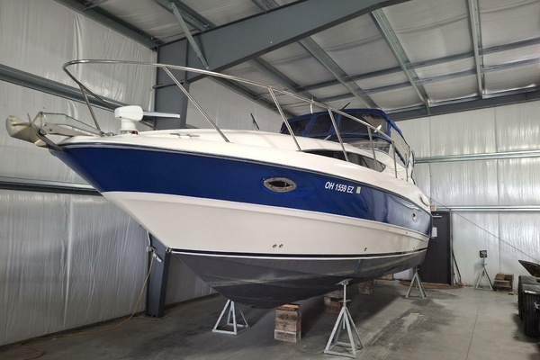 Picture Of: 2006 Bayliner 305 Lady G