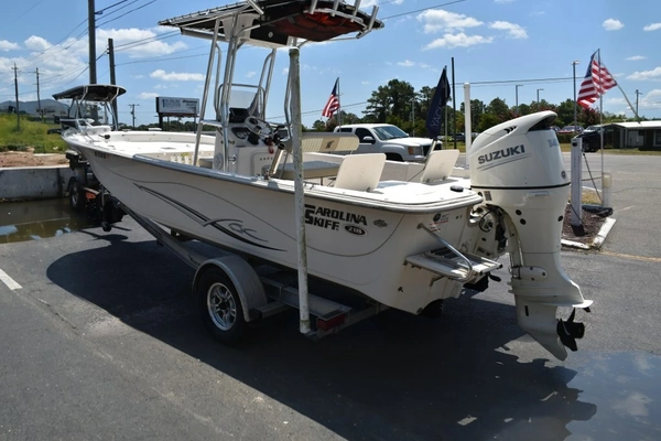 Picture Of: 2019 Carolina Skiff 218 DLV 