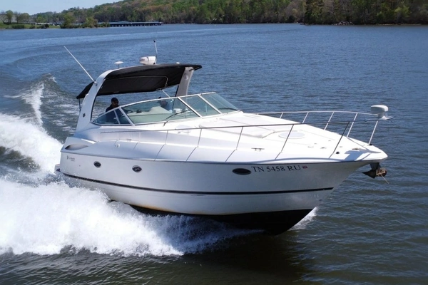 Picture Of: 2004 Cruisers Yachts 370 Express 