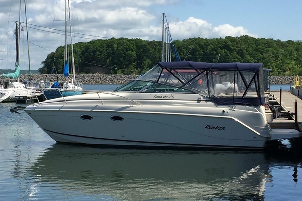 Picture Of: 2003 Rinker Fiesta Vee 270 Hey Man
