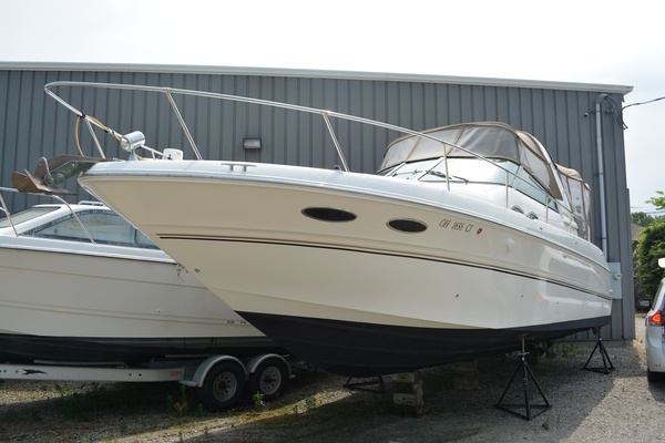Picture Of: 1999 Sea Ray 310 Sundancer 