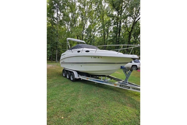 Picture Of: 2002 Chaparral Signature 240 Nameless