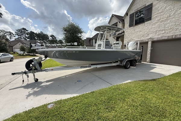 Picture Of: 2024 Pathfinder 2600 TRS 