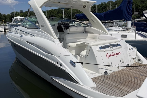 Picture Of: 2008 Crownline 340 CR 
