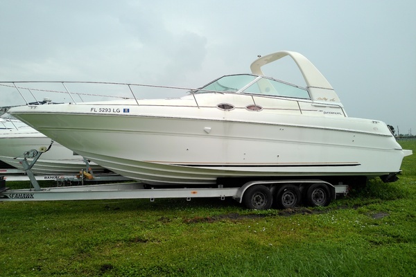 Picture Of: 1998 Sea Ray  