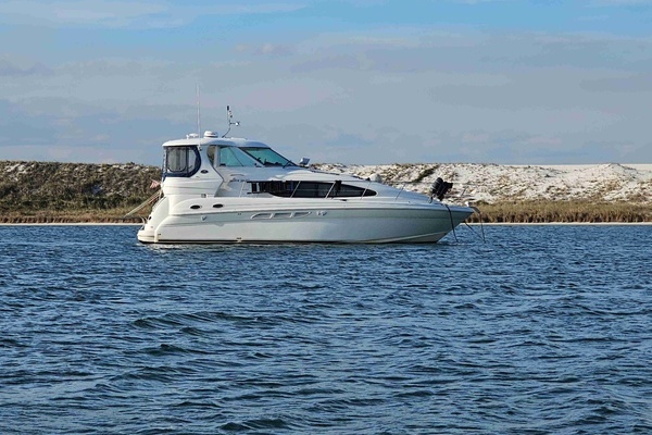 Picture Of: 2007 Sea Ray 40 Dawn Watch