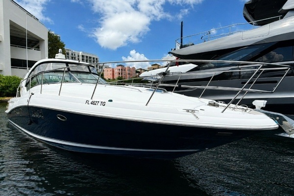 Picture Of: 2006 Sea Ray  