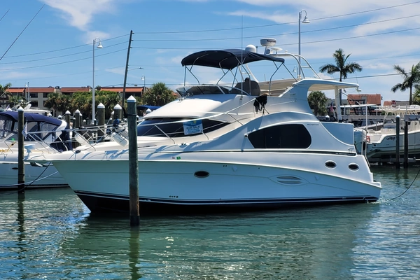 Picture Of: 2008 Silverton 35 MY Midnight Blue