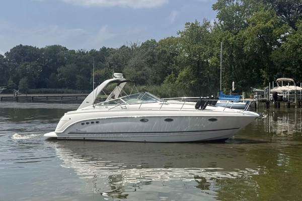 Picture Of: 2004 Chaparral Signature 350 Seas The Day