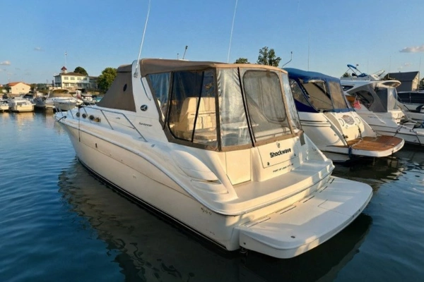 Picture Of: 1999 Sea Ray Sundancer 370 