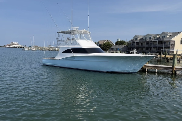 Picture Of: 2004 Custom Carolina Hudson 