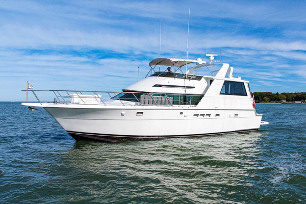 Hatteras 52 Cockpit Motor Yacht