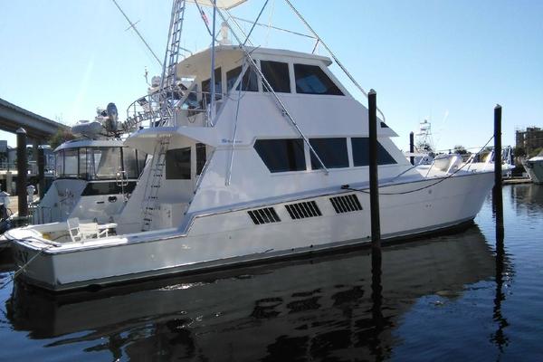 Convertible photo of 65' Hatteras Convertible 1997