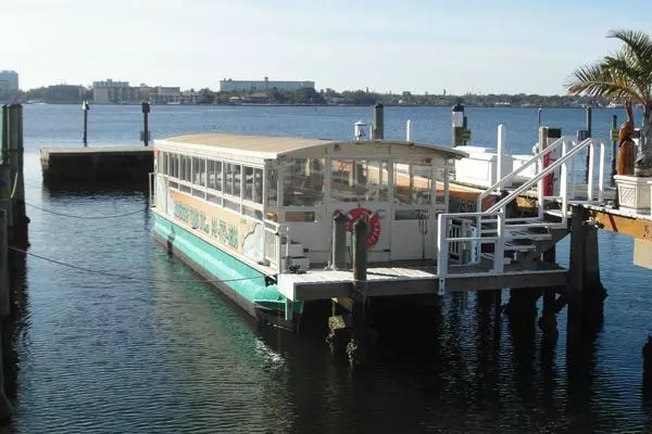 Picture Of: 2006 Trident 44 Passenger Tour Boat River Skipper