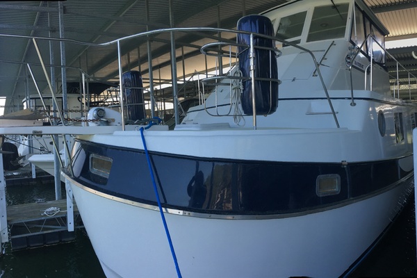 1988 Krogen 36 1 Exterior forward profile.JPG