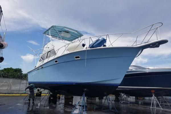 information on Egg Harbor Flybridge photo of 38' Egg Harbor Flybridge 1987