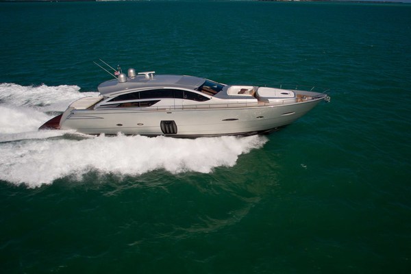 Gayle- 2010 80' Pershing