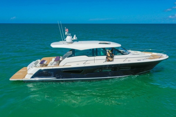 2023 Tiara Yachts EX 60