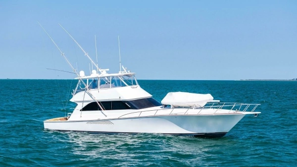 Picture Of: 2002 Viking 65 Convertible Cajun Queen