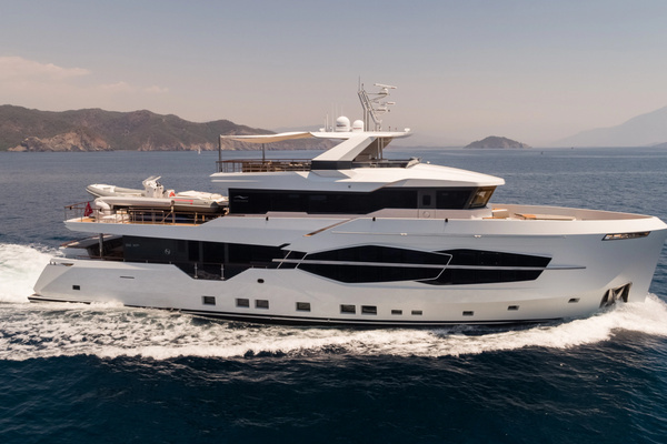Picture Of: 2027 Numarine 32XP NUMARINE 32XP