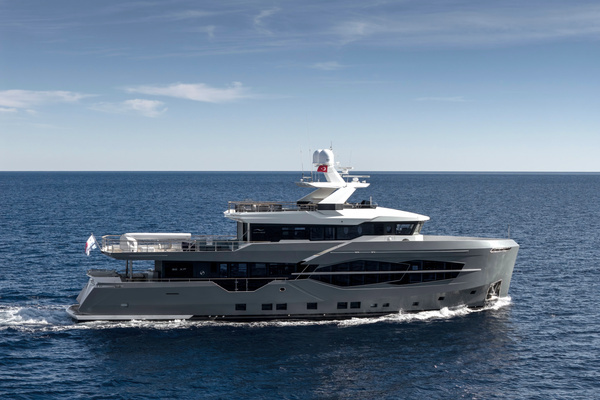 Picture Of: 2019 Numarine 32XP QM