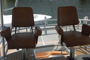 Helm Seating
