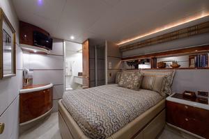 Aft Port Guest Stateroom