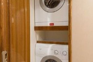 Viking 68 - Washer/Dryer