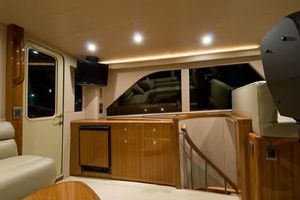 Viking 68 - Flybridge