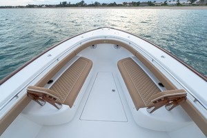 Valhalla 37 - Forward Seating