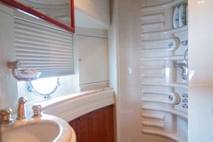 Guest Stateroom Head, Starboard