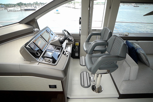 66 Sunseeker Helm