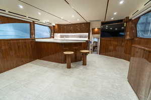Option #2
(Single berth, forward)