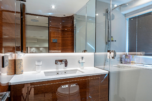 Starboard Guest Stateroom Head