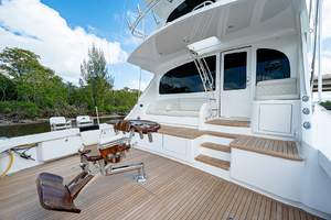 Viking 72 - Three's Enough - Cockpit