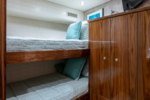 Viking 72 - Three's Enough - Guest Stateroom