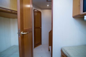 Ocean 57 - Cash Flow - Guest Cabin Port
