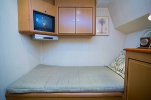 Ocean 57 - Cash Flow - Guest Cabin Port