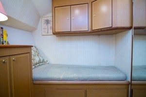 Ocean 57 - Cash Flow - Guest Cabin Port