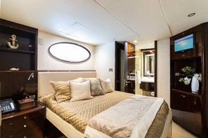 Lazzara 84 - La Balsita - VIP Stateroom