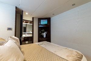 Lazzara 84 - La Balsita - VIP Stateroom